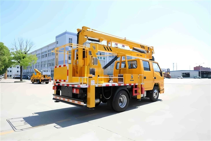 13M Folding Boom Aerial Work Platform Truck high quality