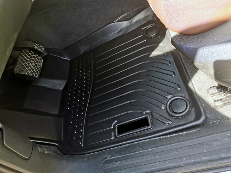 Vehicle floor mats for Audi Q5 2