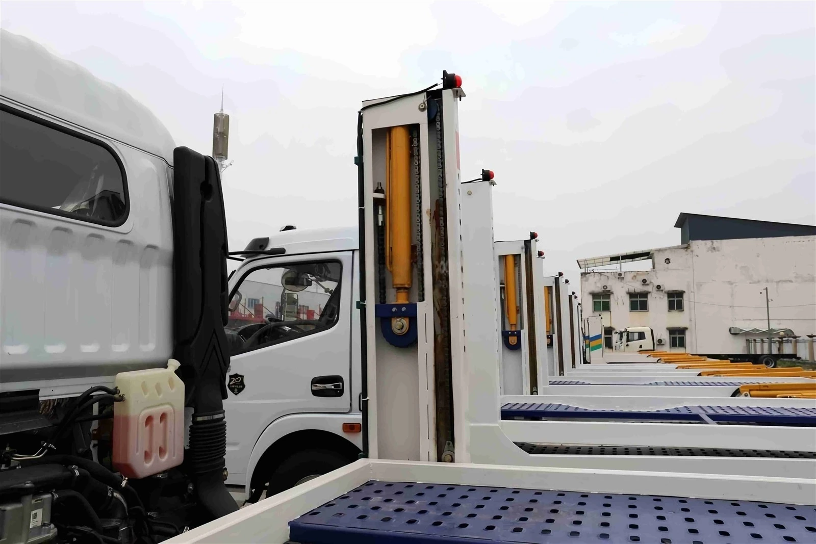 Double Deck Wrecker Truck
