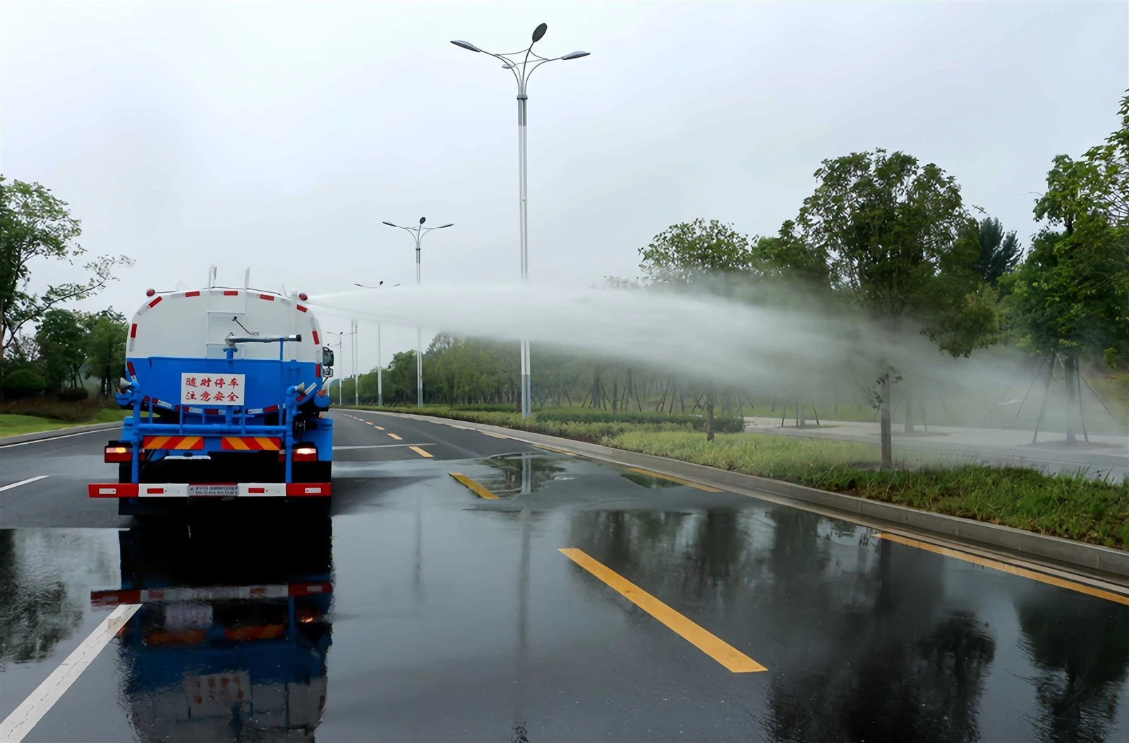 5 cubic meter water truck