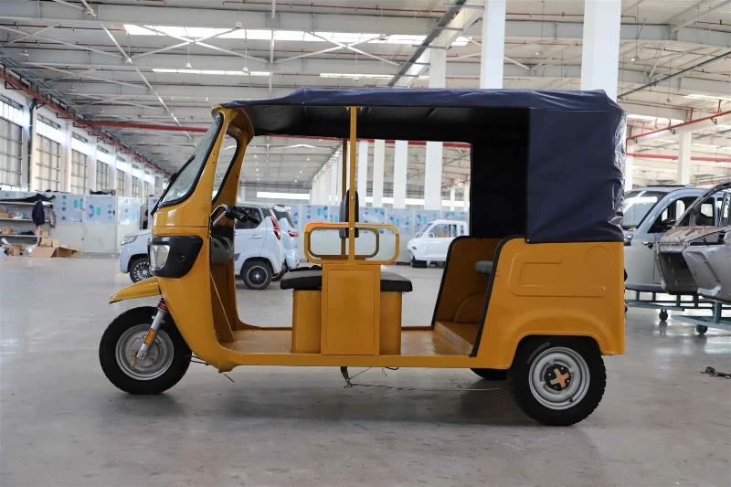 Three-Wheel Electric Rickshaw Three-Wheel Electric Rickshaw