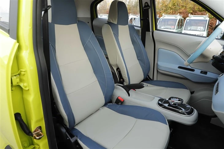 V300 Electric Passenger Quadricycle V300 Electric Passenger Quadricycle