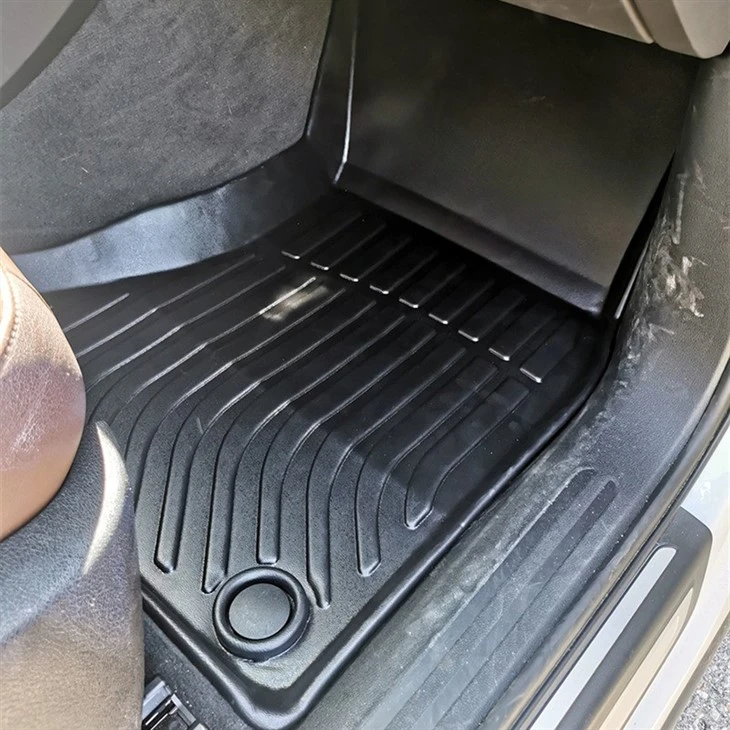 Vehicle floor mats for Audi Q5 (3) Vehicle floor mats for Audi Q5 (3)